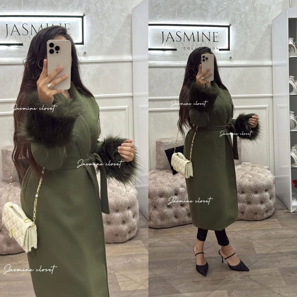 Manteau en fourrure très élégant et chic pour femmes