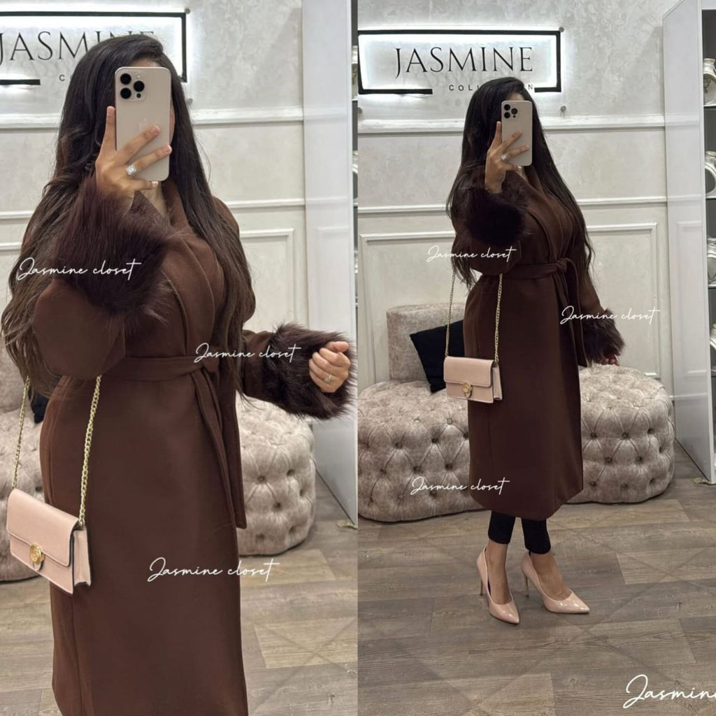 Manteau en fourrure très élégant et chic pour femmes